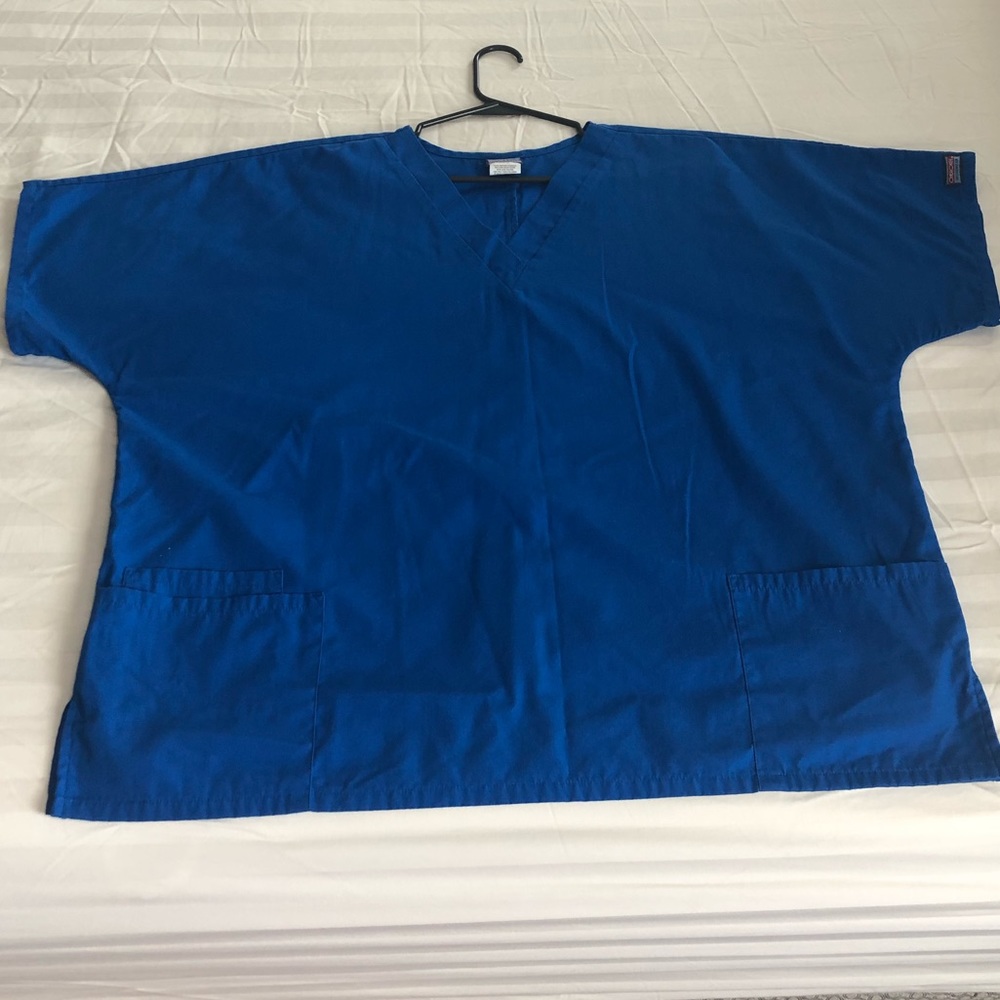 Cherokee v neck scrub tops 2XL royal blue